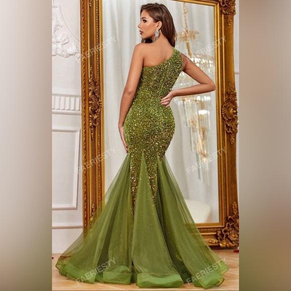 Mommy and me One Shoulder Mesh Hem Velvet Sequin Formal Dress Elegant gown - Picture 7 of 11